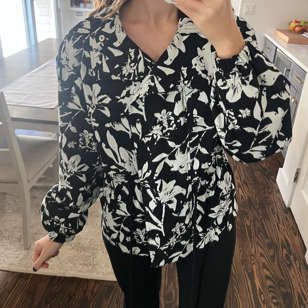 INC BLACK & WHITE FLORAL JACKET